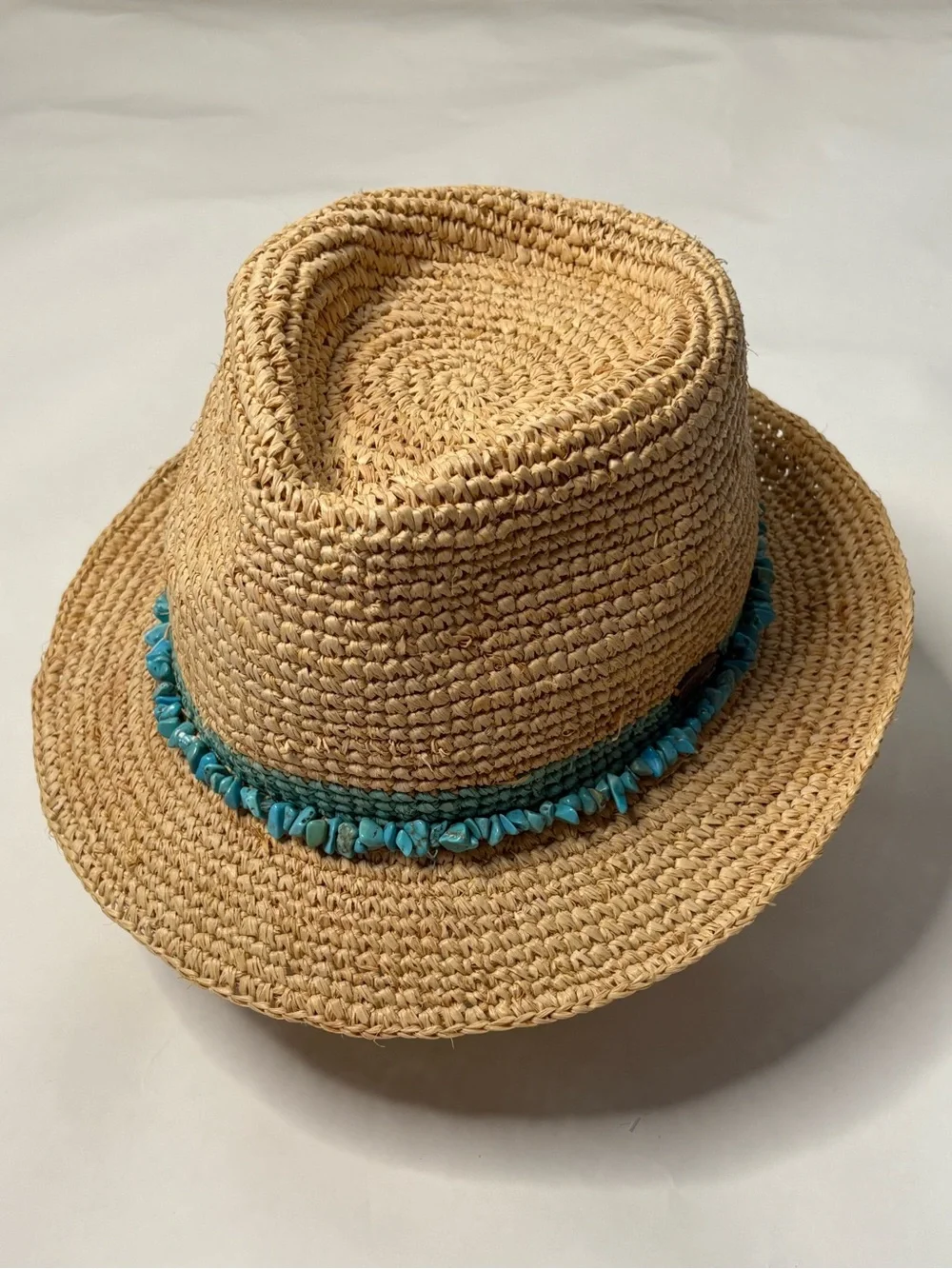 Wallaroo Raffia Tahiti Handwoven Straw Fedora Sun Hat Turquoise Bead Trim - Picture 1 of 8